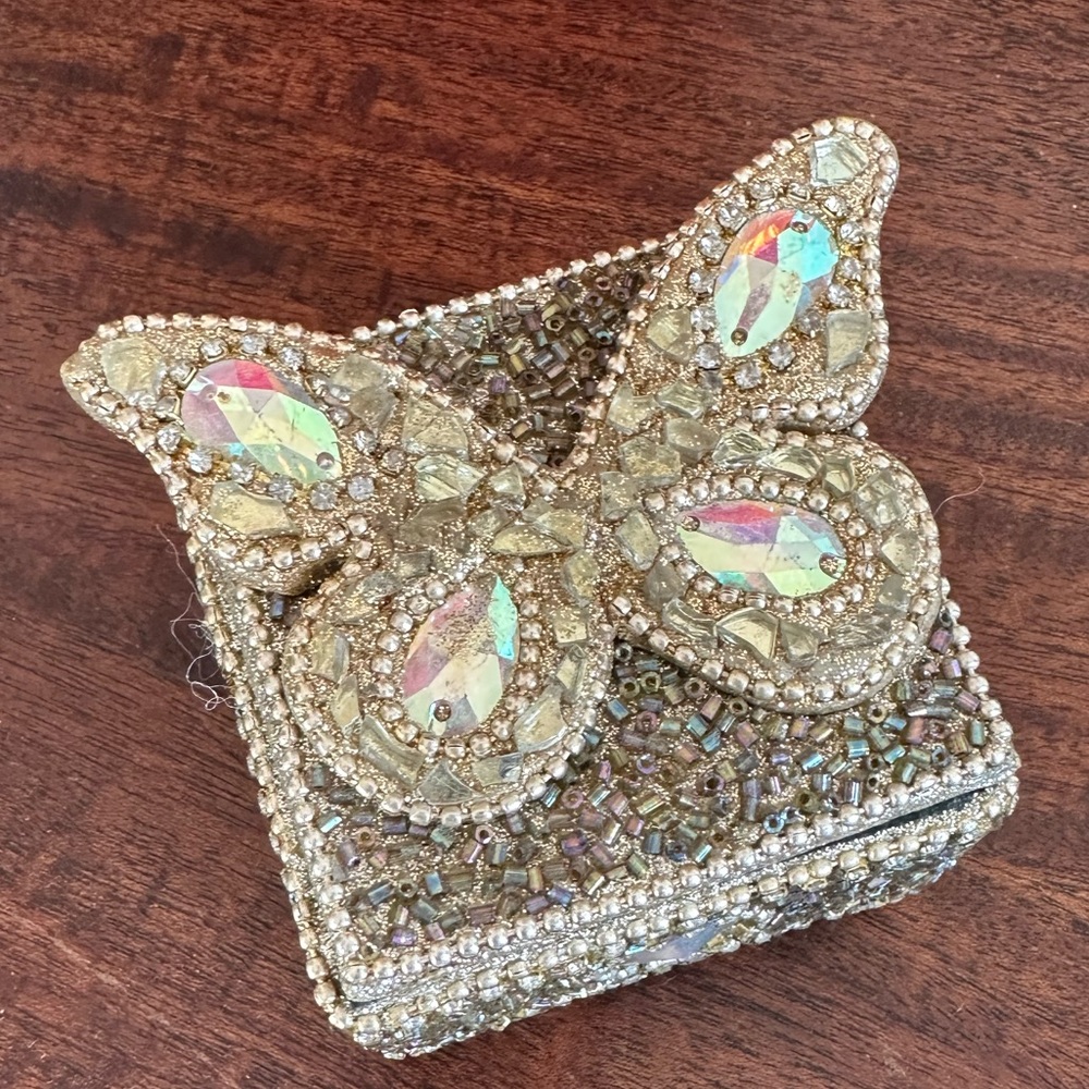 Cute little butter jewelry holder